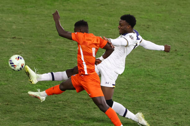 现却打破了 现却打破了