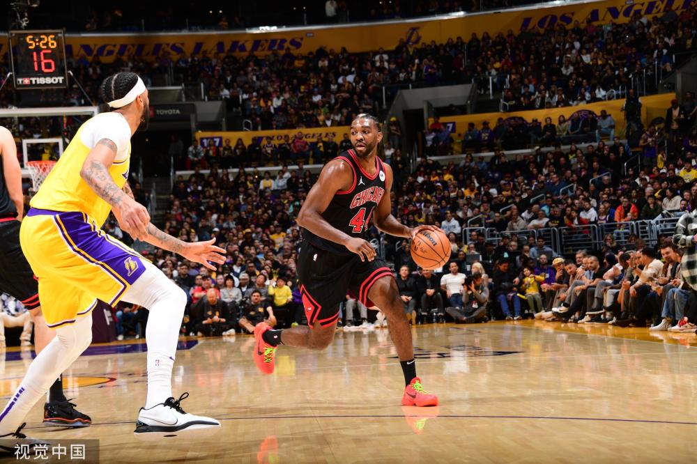 制了对手的 制了对手的