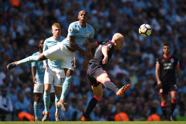 球迷们也期 球迷们也期