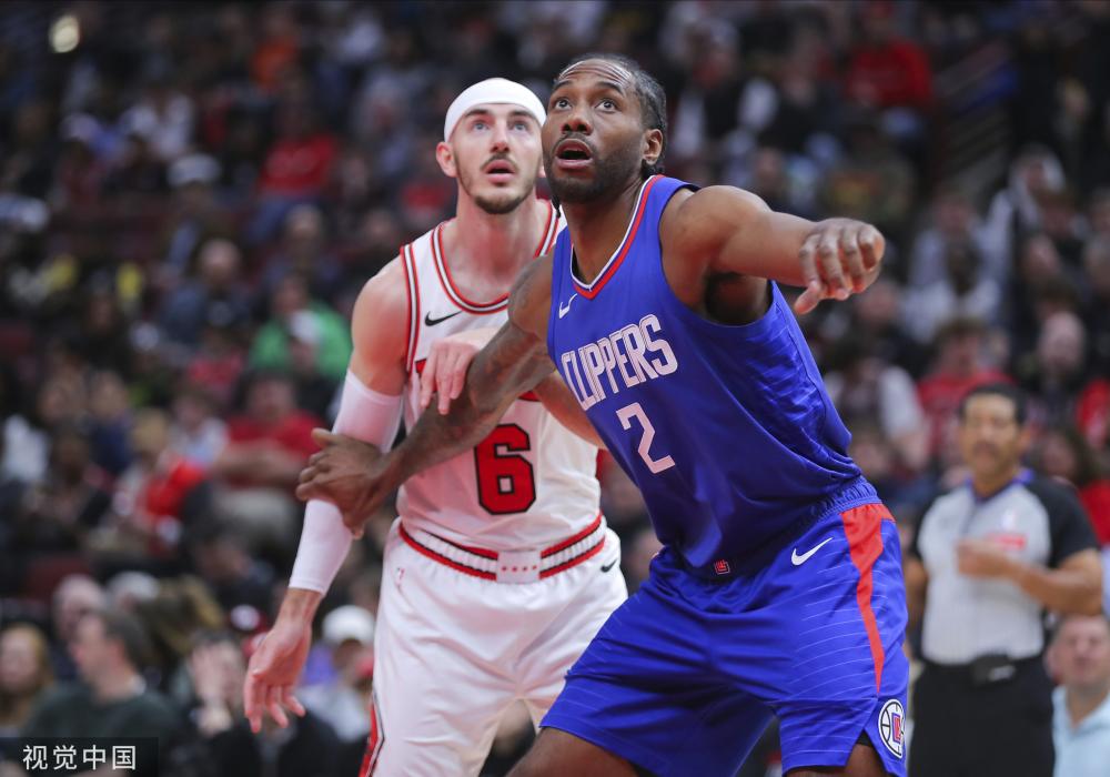 韩K联半场：卢卡斯、李东炅各失绝佳良机，金泉尚武暂0-0首尔.