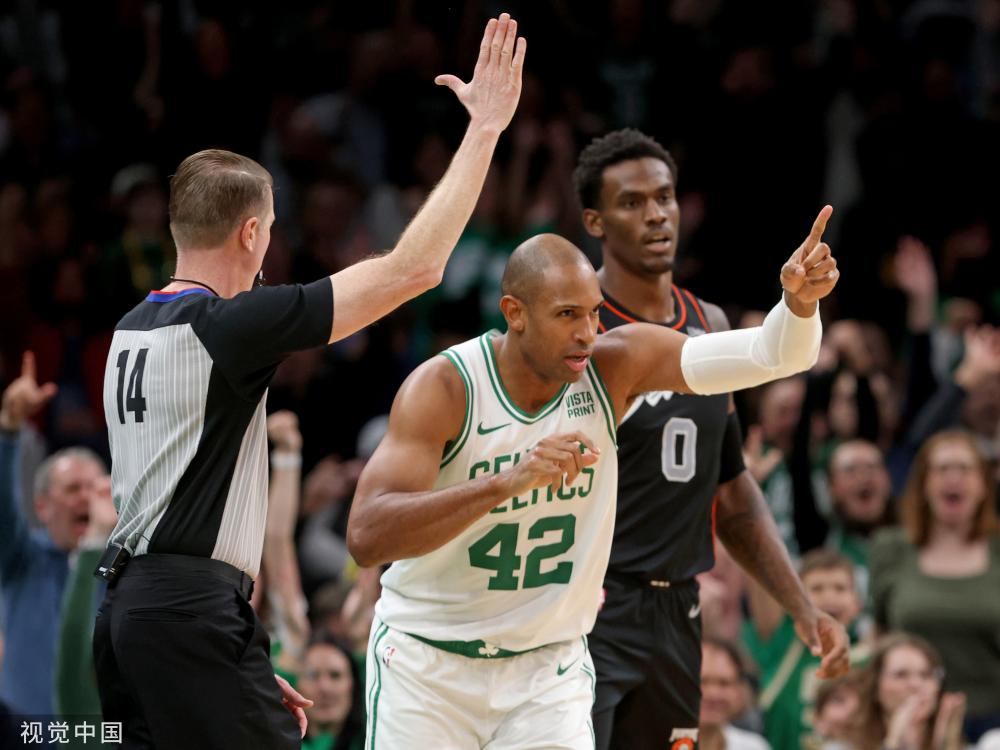 官宣！火箭敲定两笔签约，斯通或4换3送申京、波特离队.